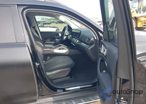 2024 Mercedes-Benz Gls 580 4Matic from USA, damaged, VIN 4JGFF8FE0RB224652